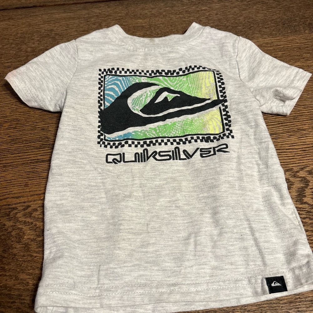Quiksilver Tshirt and Pants